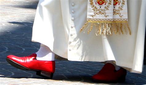 does the pope wear gucci|pope francis shoes.